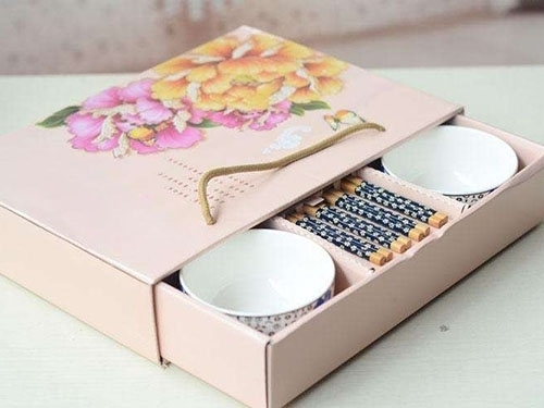 萊蕪精品彩(cai)盒